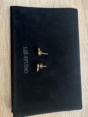 Lié studio Luna studs gold